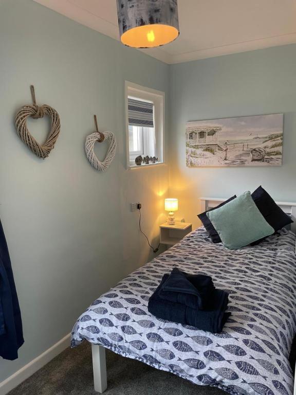 Seaview Apartment With Parking 埃克斯茅斯 外观 照片